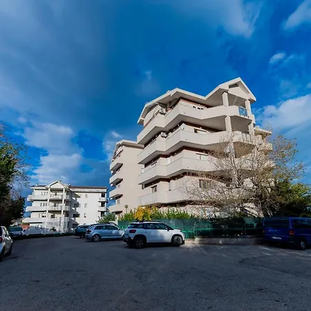 Apartment Colli - Penthouse With Sea View & Parking!