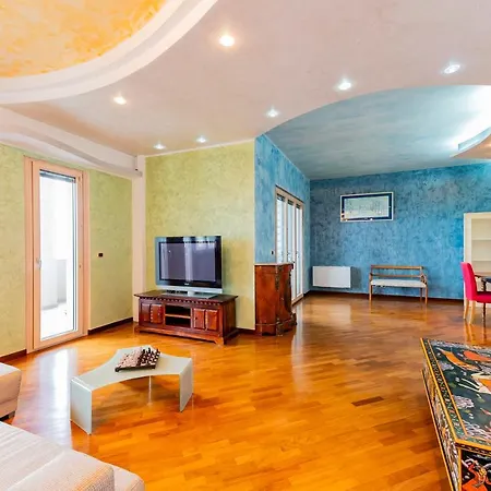 Colli - Penthouse With Sea View & Parking!